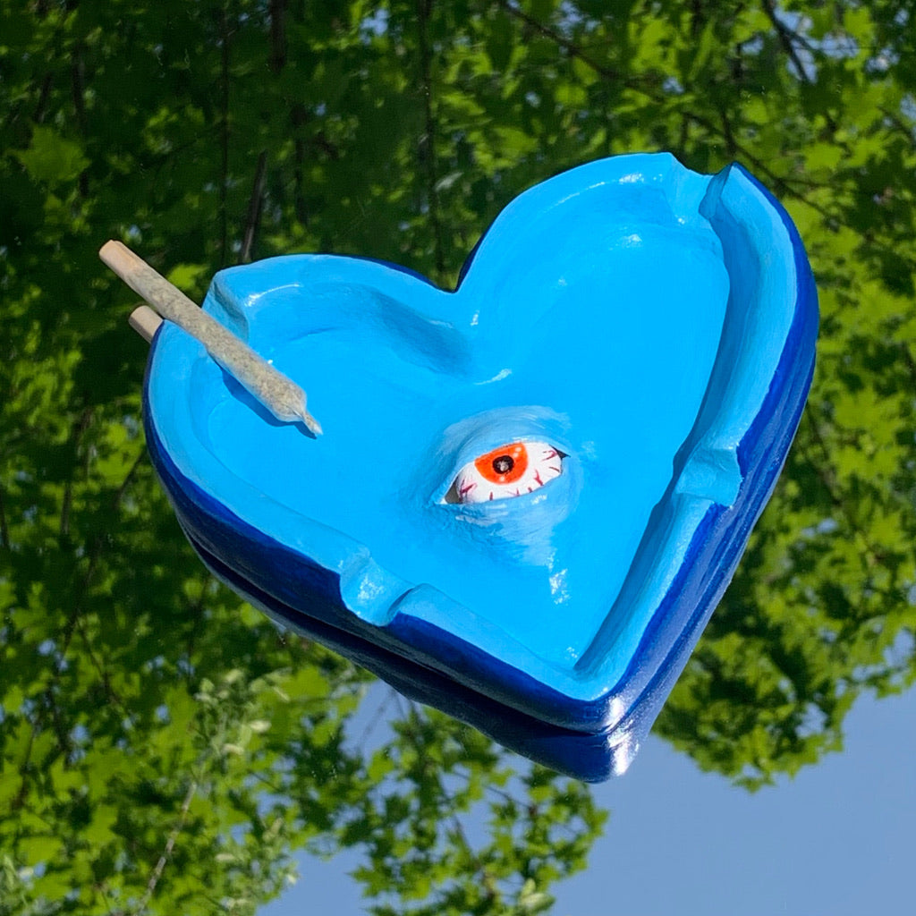 "HeartEyez" | Ashtray