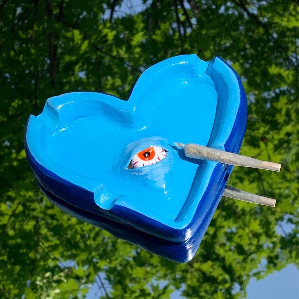 "HeartEyez" | Ashtray